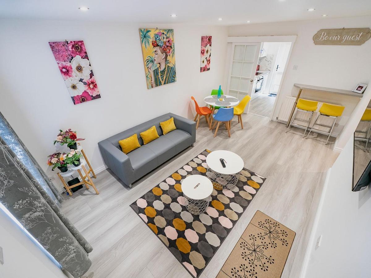 Pass The Keys - Bright & Airy 2Br 2Bath Apt In Perfect Location Belfast Exterior photo